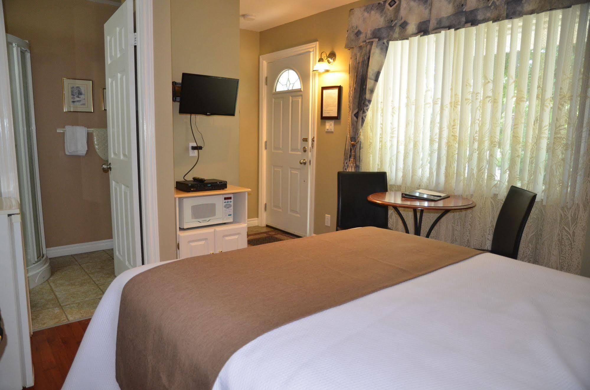 Motel Derfal 레팡티니 외부 사진